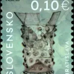 Słowacka sztuka użytkowa: Gotycki Kieliszek ozdobiony szklanymi kroplami z Bratysławy