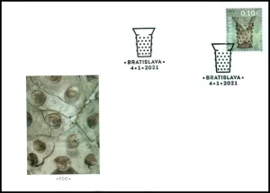 Słowacka sztuka użytkowa: Gotycki Kieliszek ozdobiony szklanymi kroplami z Bratysławy